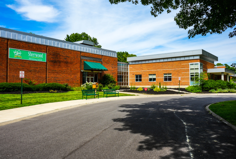 The front entrance to Sherwood Elementary School